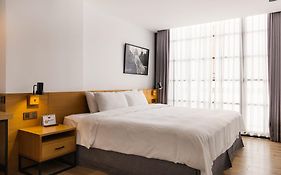 Bluesky Hotel